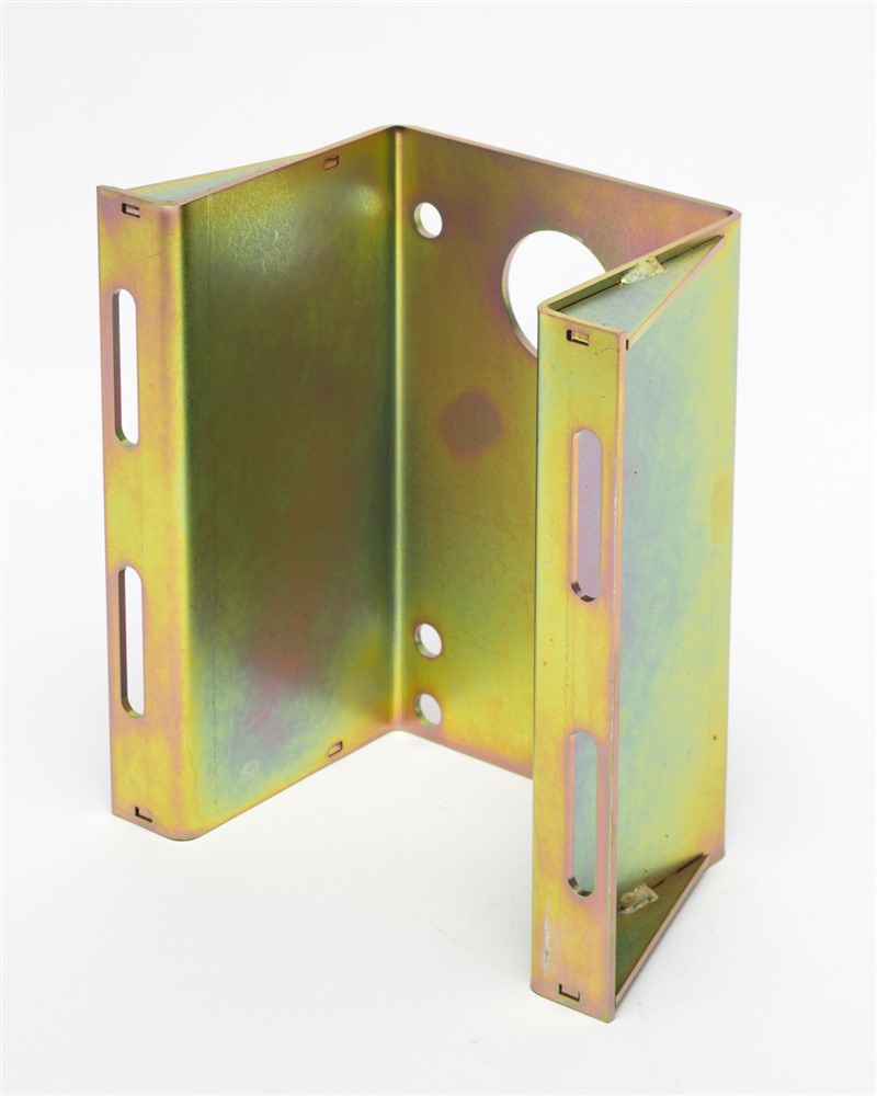 sheet metal steel stamped bracket with yellow passivated zinc, made in factory in vietnam Asia